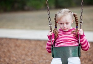 Mudanças repentinas de comportamento da criança podem indicar abuso.